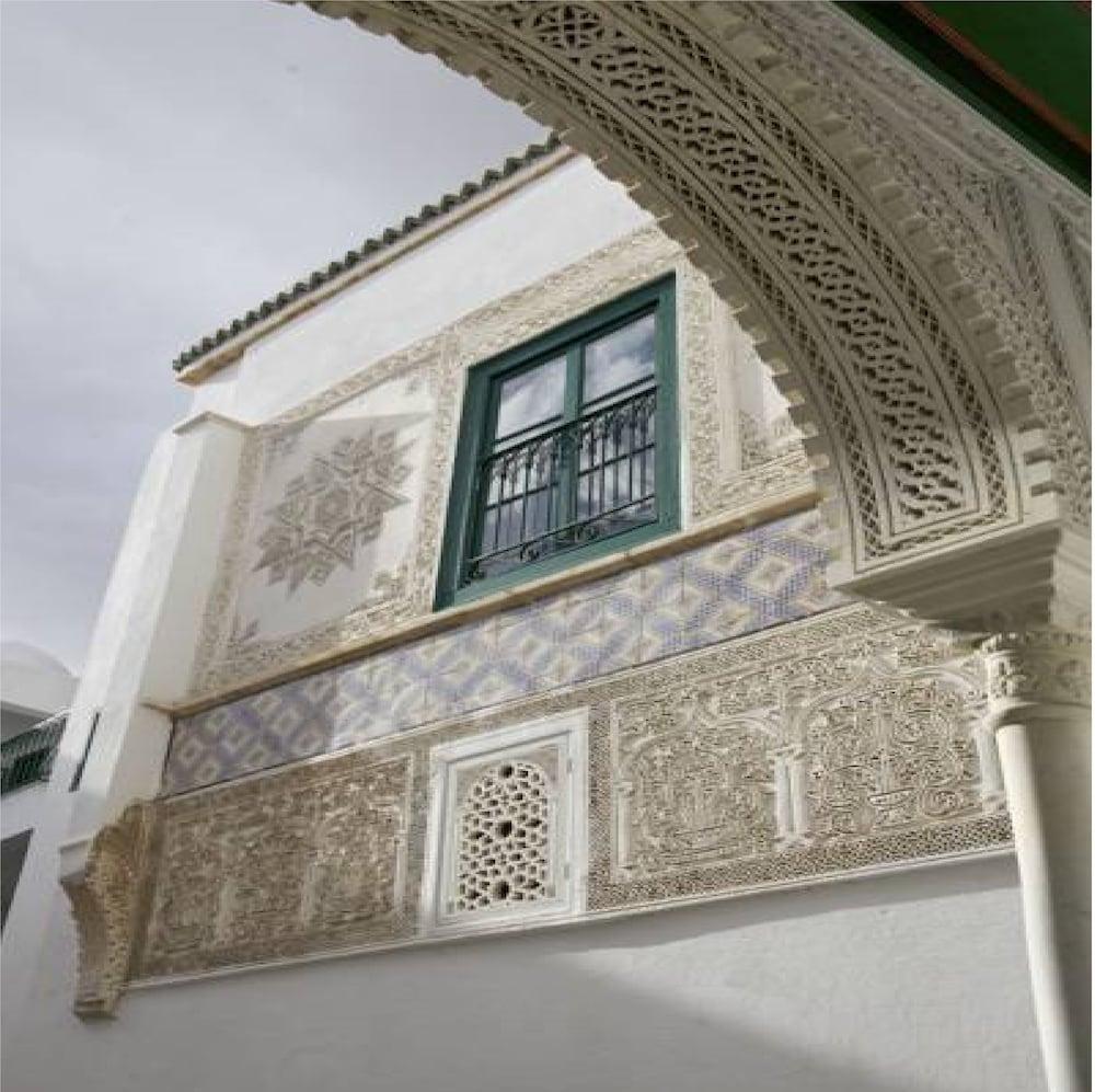 Palais Bayram Hotel Tunis Exterior photo